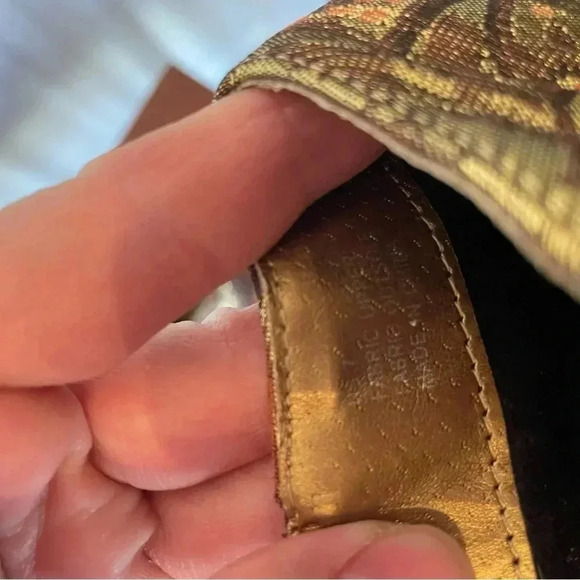 Stunning gold fabric very volatile booties size 7 - Picture 9 of 9